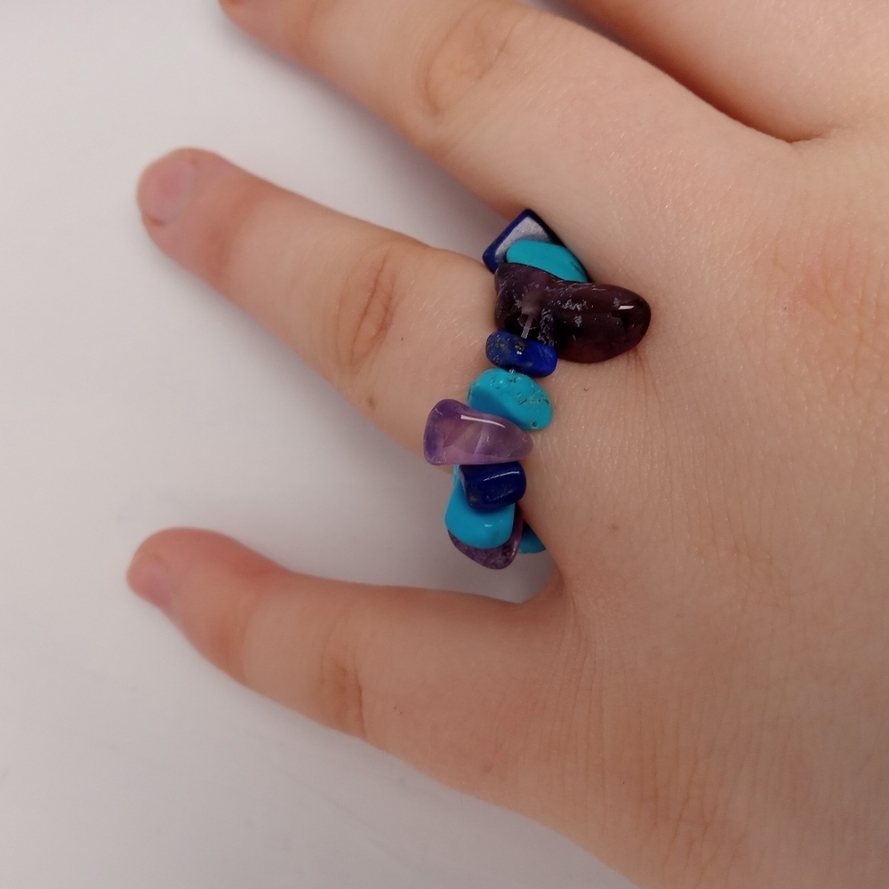 5/$25 Multi color stone chip ring size 7.5